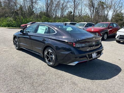 New 2026 Hyundai Sonata SEL FWD image 4