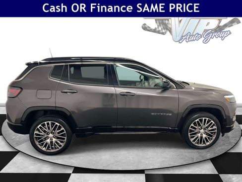 Certified 2023 Jeep Compass Limited w/ Elite Group AWD/4WD image 5