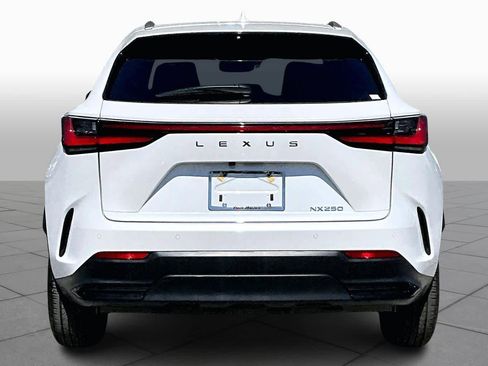 Used 2025 Lexus NX 250 FWD w/ Towing Package (2000 Lbs) image 5