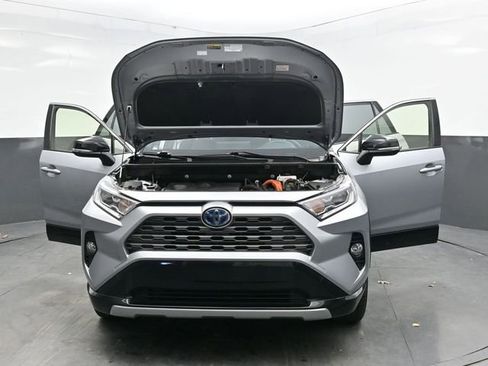 Used 2021 Toyota RAV4 XSE image 43