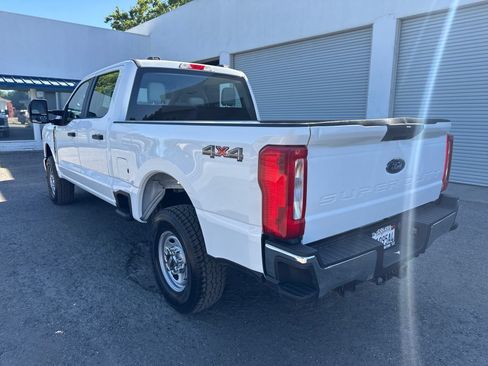 Used 2024 Ford F250 XL w/ XL Off-Road Package AWD/4WD image 3