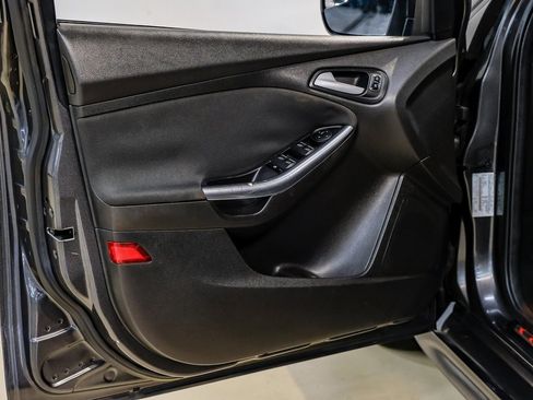 Used 2015 Ford Focus ST image 47