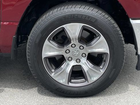 Used 2019 RAM 1500 Big Horn AWD/4WD image 32