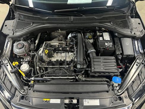 Used 2019 Volkswagen Jetta SEL w/ Cold Weather Package FWD image 41