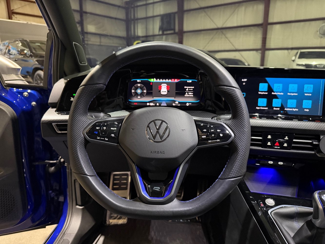 Used 2024 Volkswagen Golf R AWD/4WD image 30