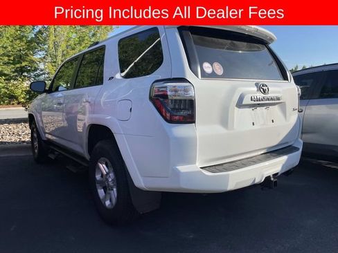 Used 2024 Toyota 4Runner SR5 Premium w/ Moonroof Package AWD/4WD image 5