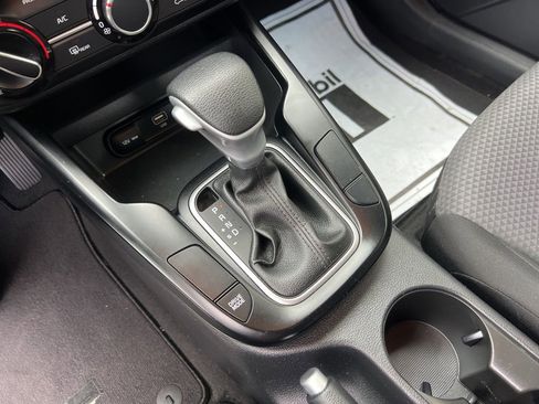 Used 2024 Kia Soul LX w/ Option Group 015 image 18