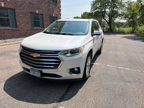 Used 2018 Chevrolet Traverse High Country w/ LPO, Floor Liner Package AWD/4WD image 5