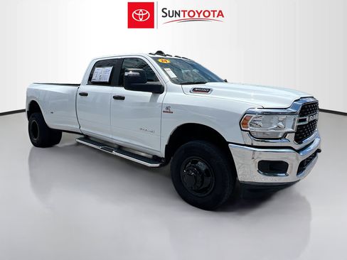 Used 2024 RAM 3500 Big Horn AWD/4WD image 1