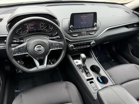 Used 2019 Nissan Altima 2.5 S AWD/4WD image 21