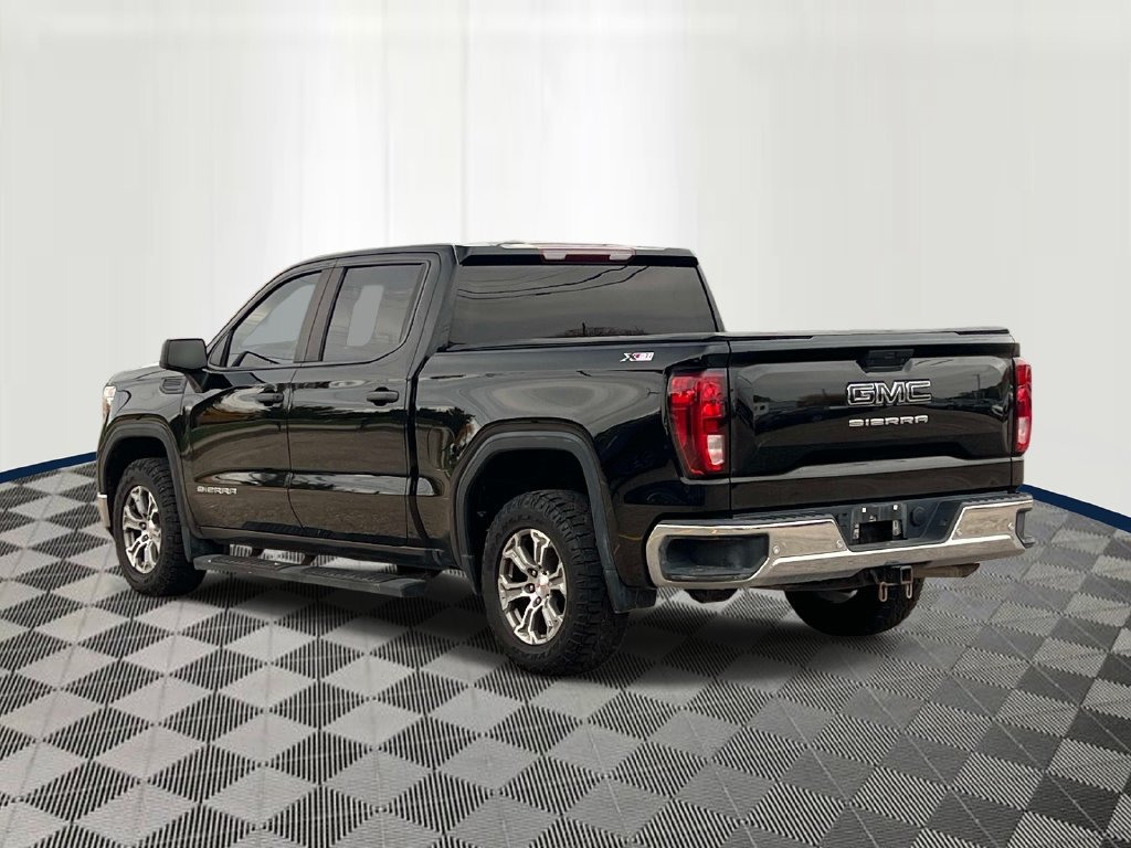 Used 2020 GMC Sierra 1500 4x4 Crew Cab w/ Sierra Value Package image 3
