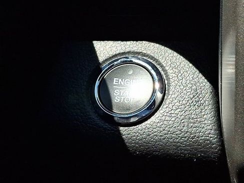 Used 2021 Ford Expedition XLT AWD/4WD image 26