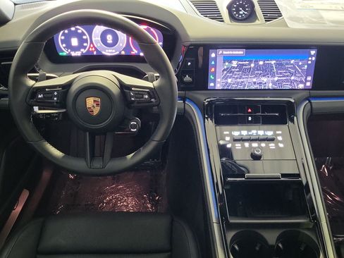 Certified 2025 Porsche Panamera 4 AWD/4WD image 6