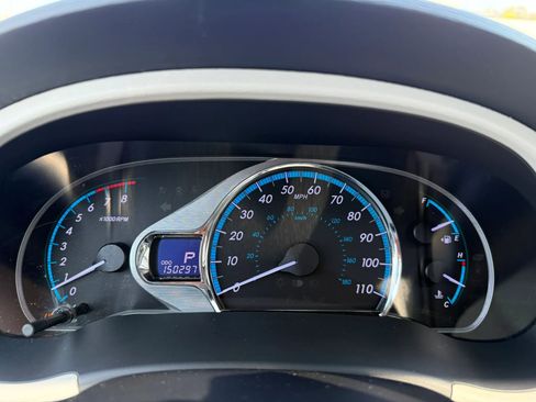 Used 2012 Toyota Sienna XLE FWD image 21