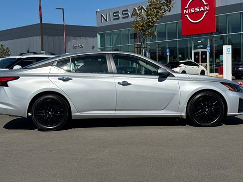New 2025 Nissan Altima 2.5 SV w/ SV Special Edition Package image 3