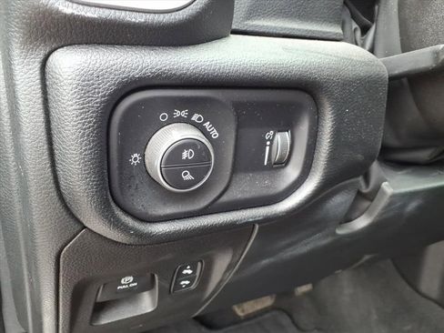 Used 2022 RAM 1500 Big Horn image 10