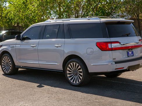 Used 2019 Lincoln Navigator L Reserve w/ Cargo Package AWD/4WD image 7