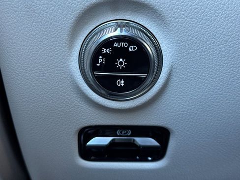 New 2026 Mercedes-Benz C 300 Sedan image 27