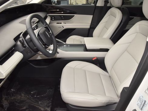 New 2026 Lincoln Nautilus Premier w/ Equipment Group 102A AWD/4WD image 42