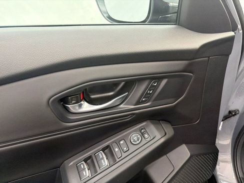 Used 2025 Honda Accord EX-L image 12