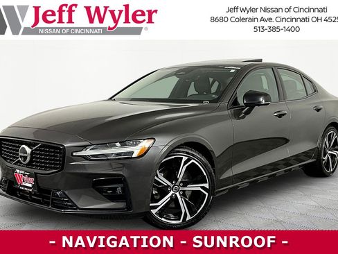 Used 2024 Volvo S60 B5 Plus FWD image 1