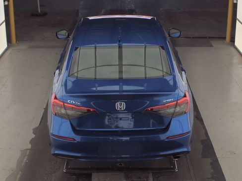 Used 2023 Honda Civic Sport image 10