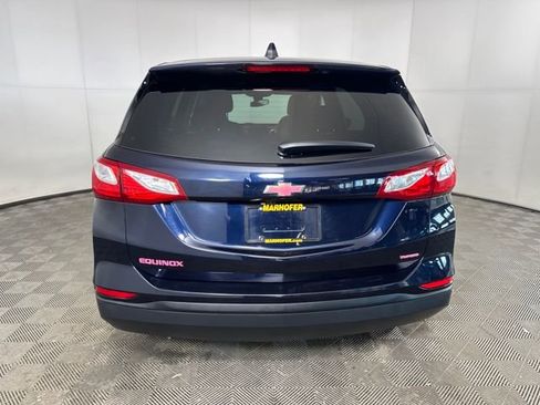 Used 2020 Chevrolet Equinox LS w/ LS Convenience Package image 4