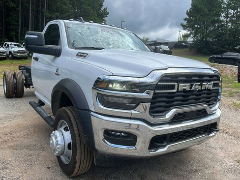 New 2025 RAM 5500 Tradesman image 5