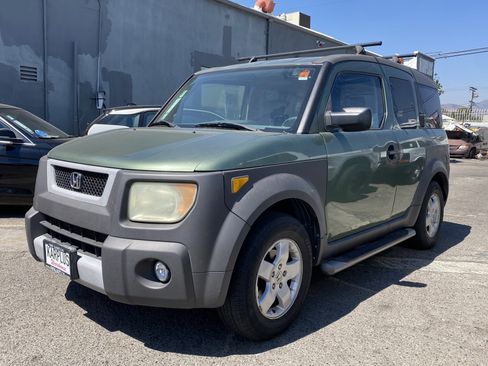 Used 2004 Honda Element EX image 2