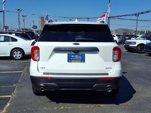 Used 2023 Ford Explorer XLT w/ Equipment Group 202A image 25