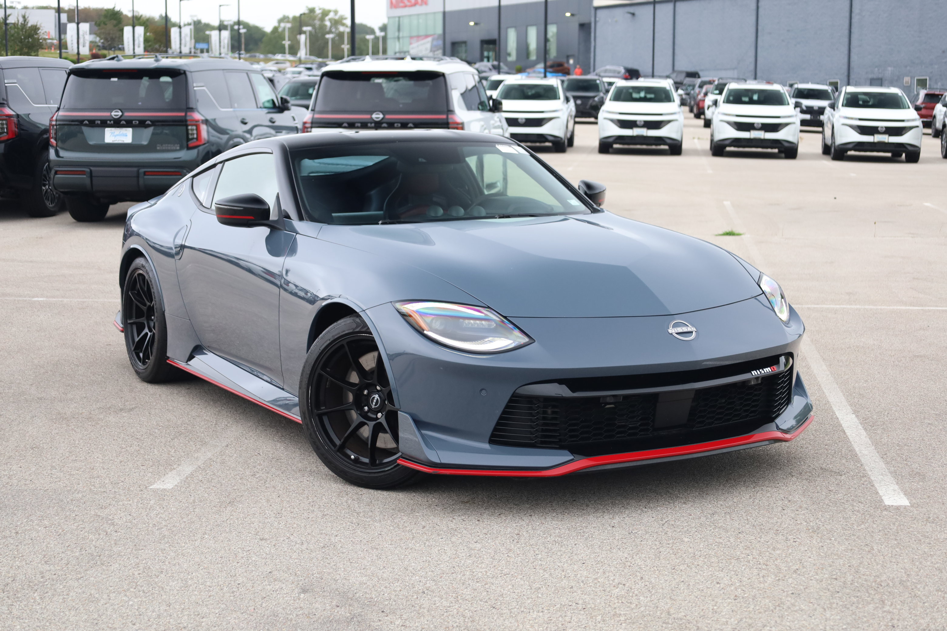 Certified 2025 Nissan Z NISMO w/ Floor Mat Package RWD image 2