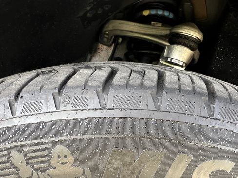 Certified 2025 Mercedes-Benz GLC 300 4MATIC image 12