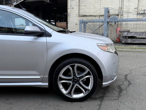 Used 2011 Ford Edge Sport w/ Driver Entry Pkg AWD/4WD image 26