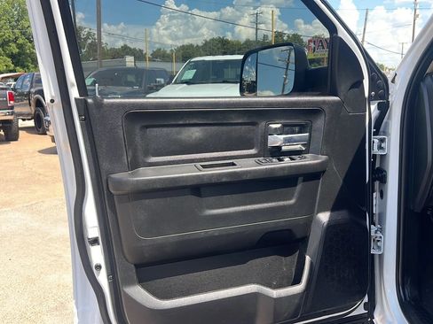 Used 2019 RAM 2500 Tradesman AWD/4WD image 9
