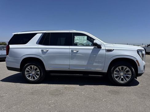 New 2026 GMC Yukon Denali AWD/4WD image 3