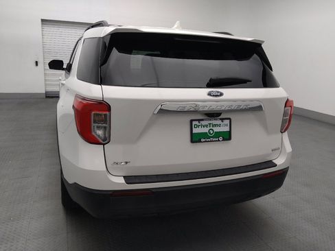 Used 2020 Ford Explorer XLT RWD image 6