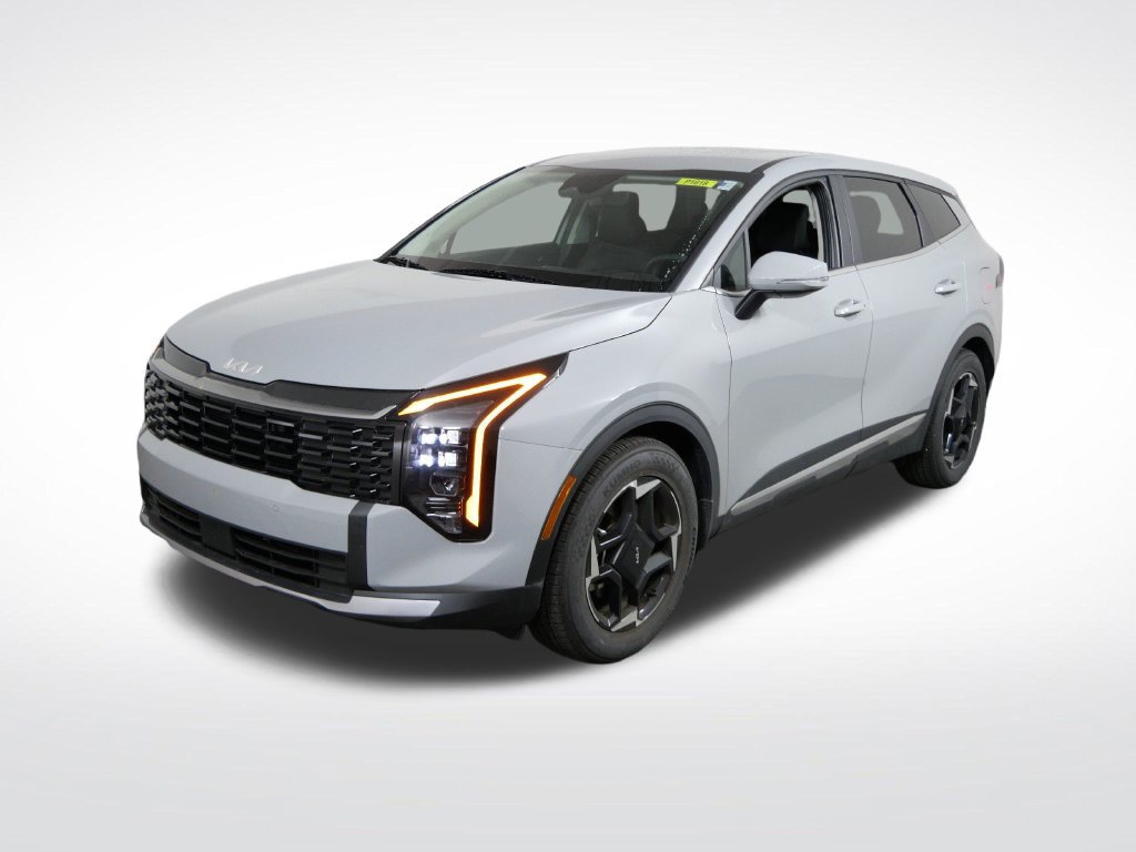 Used 2026 Kia Sportage EX FWD image 8