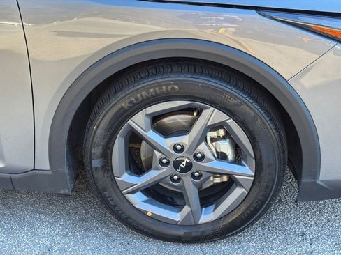 Used 2025 Kia K4 LXS image 31