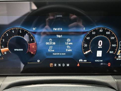 Used 2025 Ford Mustang GT Premium RWD image 9