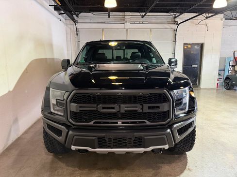 Used 2018 Ford F150 Raptor w/ Equipment Group 802A Luxury AWD/4WD image 4