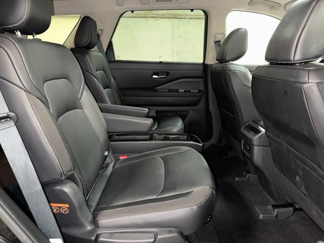Used 2024 Nissan Pathfinder SL w/ SL Premium Package AWD/4WD image 21