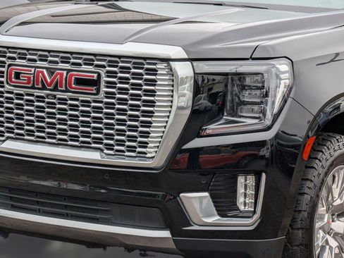 Used 2023 GMC Yukon Denali image 11