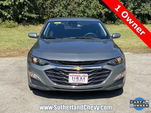 Used 2024 Chevrolet Malibu LT image 2