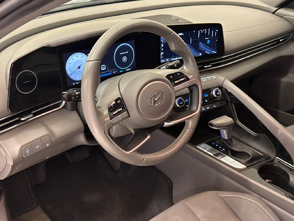 Used 2023 Hyundai Elantra SEL w/ Convenience Package FWD image 18