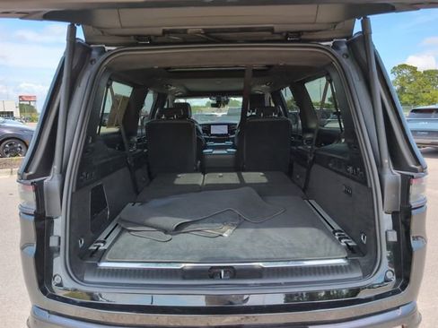 Used 2024 Jeep Grand Wagoneer L Series II w/ Quick Order Packagew 28T AWD/4WD image 5
