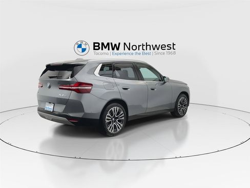 Used 2025 BMW X3 xDrive30i w/ Convenience Package image 3