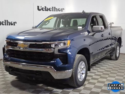 Used 2023 Chevrolet Silverado 1500 LT image 3