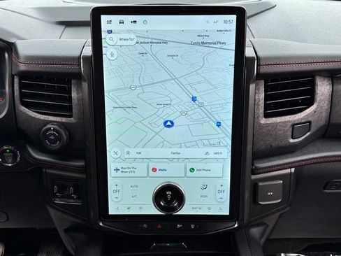 Certified 2022 Ford Expedition Limited image 5