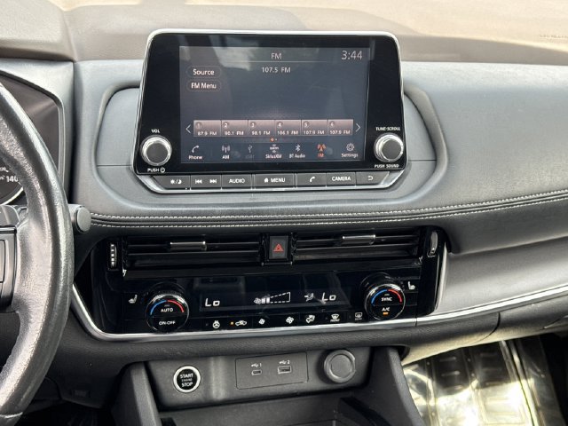 Used 2021 Nissan Rogue SV w/ Premium Package AWD/4WD image 18