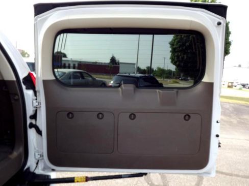 Used 2013 Lexus GX 460 image 30